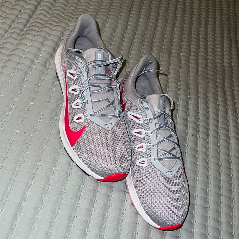 Nike shoes NWOT